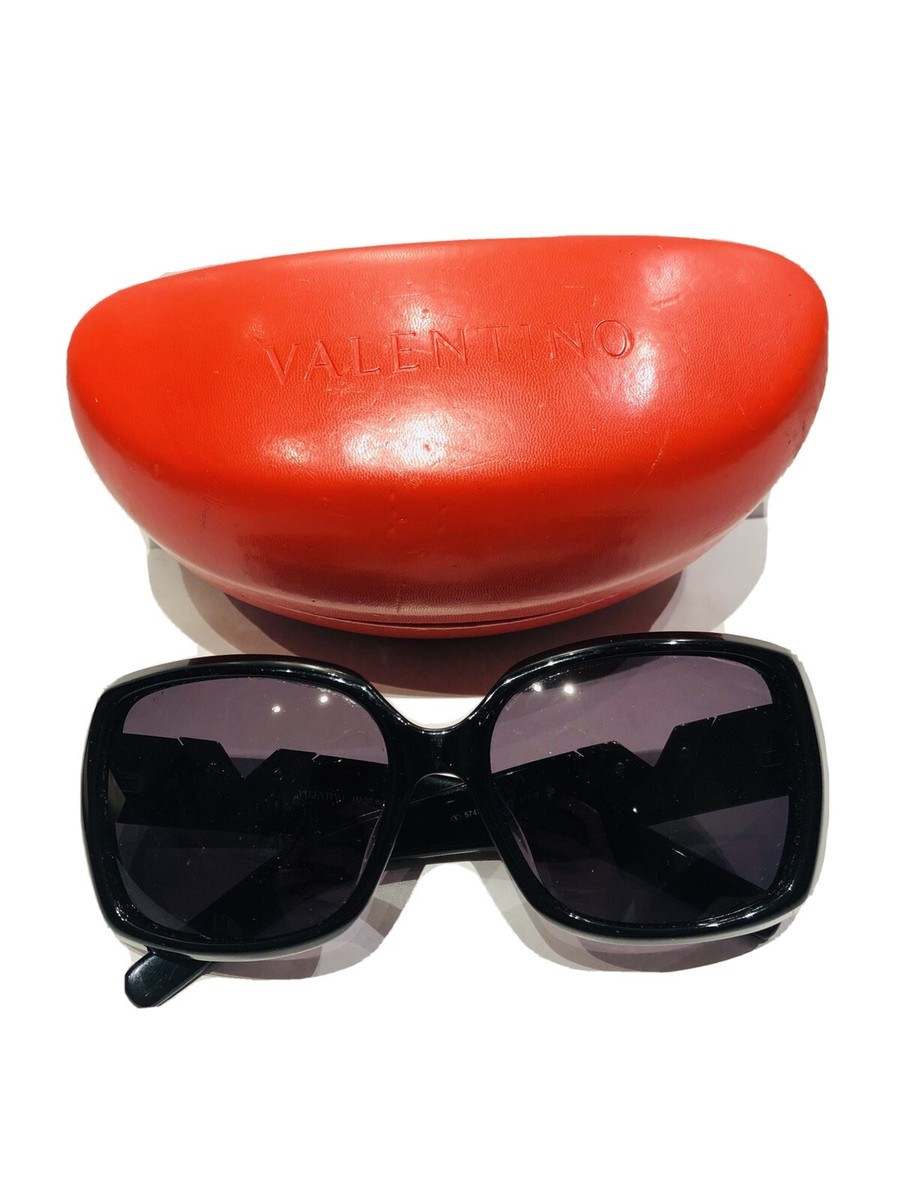Vintage Valentino Garavani Luxury Sunglasses Dark Gray Frame  display picture 2