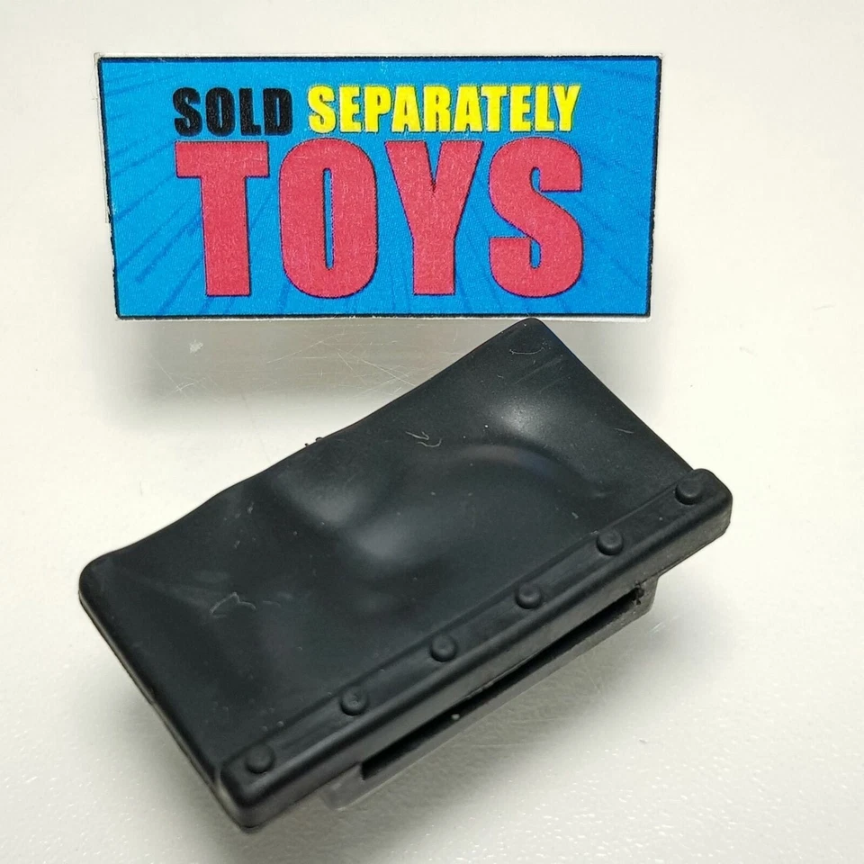 复古 GI Joe Mauler MUD FLAP 原装 1985 汽车 黑色 橡胶配件 — 第 4/4 张图片