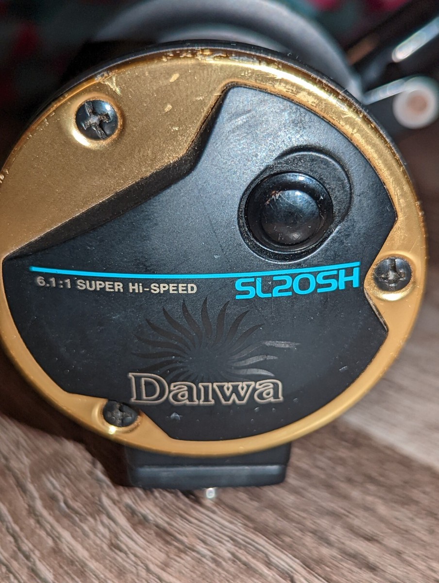 DAIWA SEALINE SL20SH STAR DRAG GRAPHITE FISHING REEL WITH