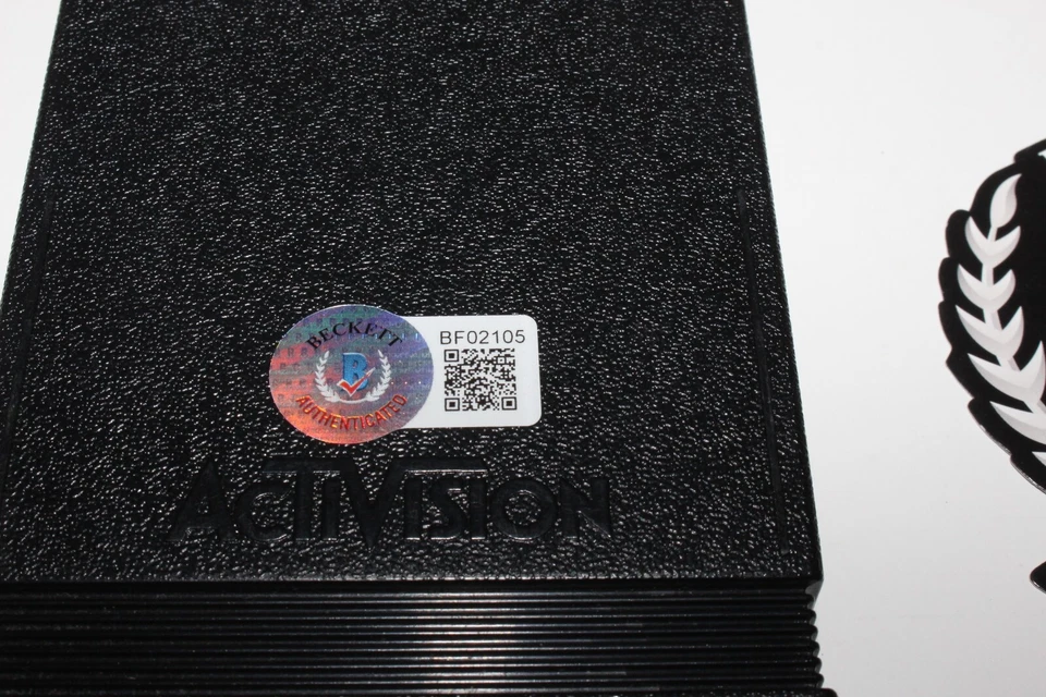 PITFALL! GAME CREATOR DAVID CRANE SIGNED ATARI 2600 GAME CARTRIDGE BECKETT COA - Image 2 of 4