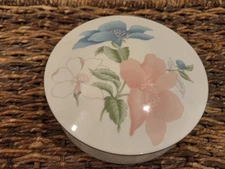 Action Ceramic Round Floral Design Trinket Jewelry Candy Dish with Lid Japan VTG