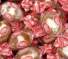Goetze's Caramel Creams 2 LB Bulk Soft Sweets Caramels Candy (Christmas special)