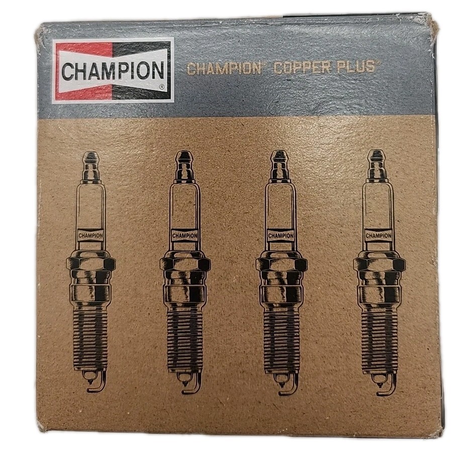  Champion 570 Copper Plus Spark Plugs for RE14MCC4 4pak Open Box 