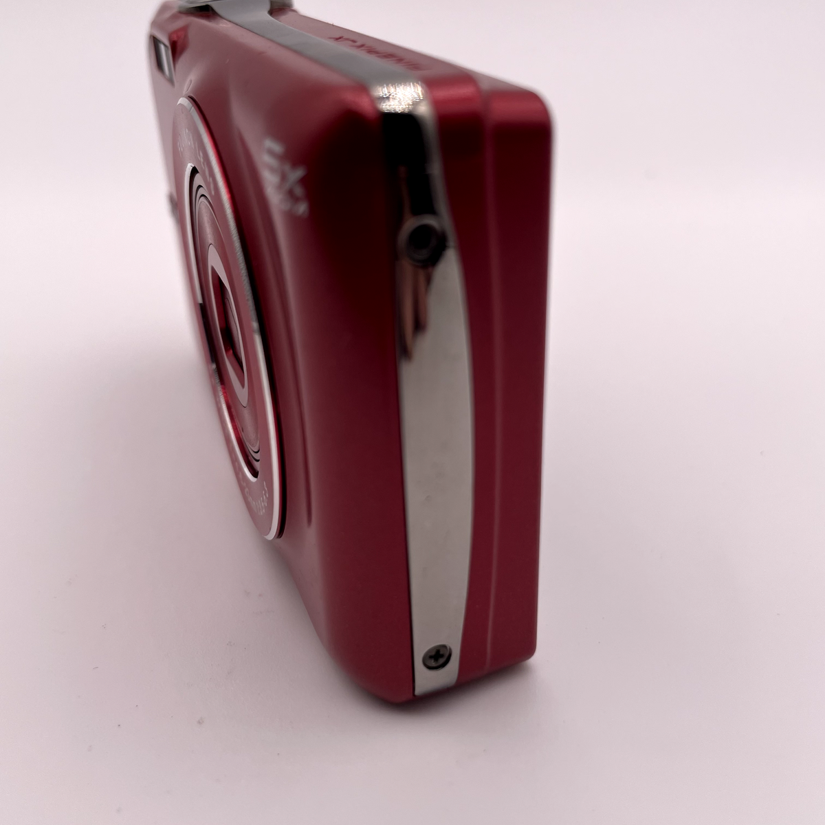 FUJIFILM FinePix JX680 16.0MP Digital Camera – Red – Power Issue