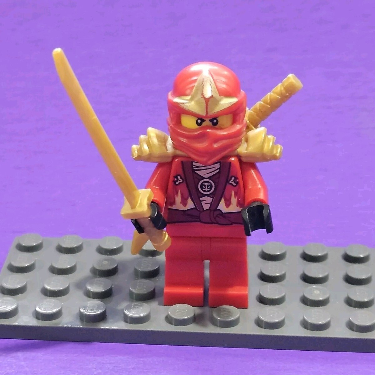 【 さかい 様 】 Lego Ninjago Kai Minifigure Rebooted ZX With Armor Gold Swords Red