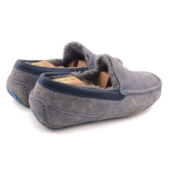 UGG Ascot Indoor Outdoor Moccasin Slippers Mens Size 10 EUR  display picture 1
