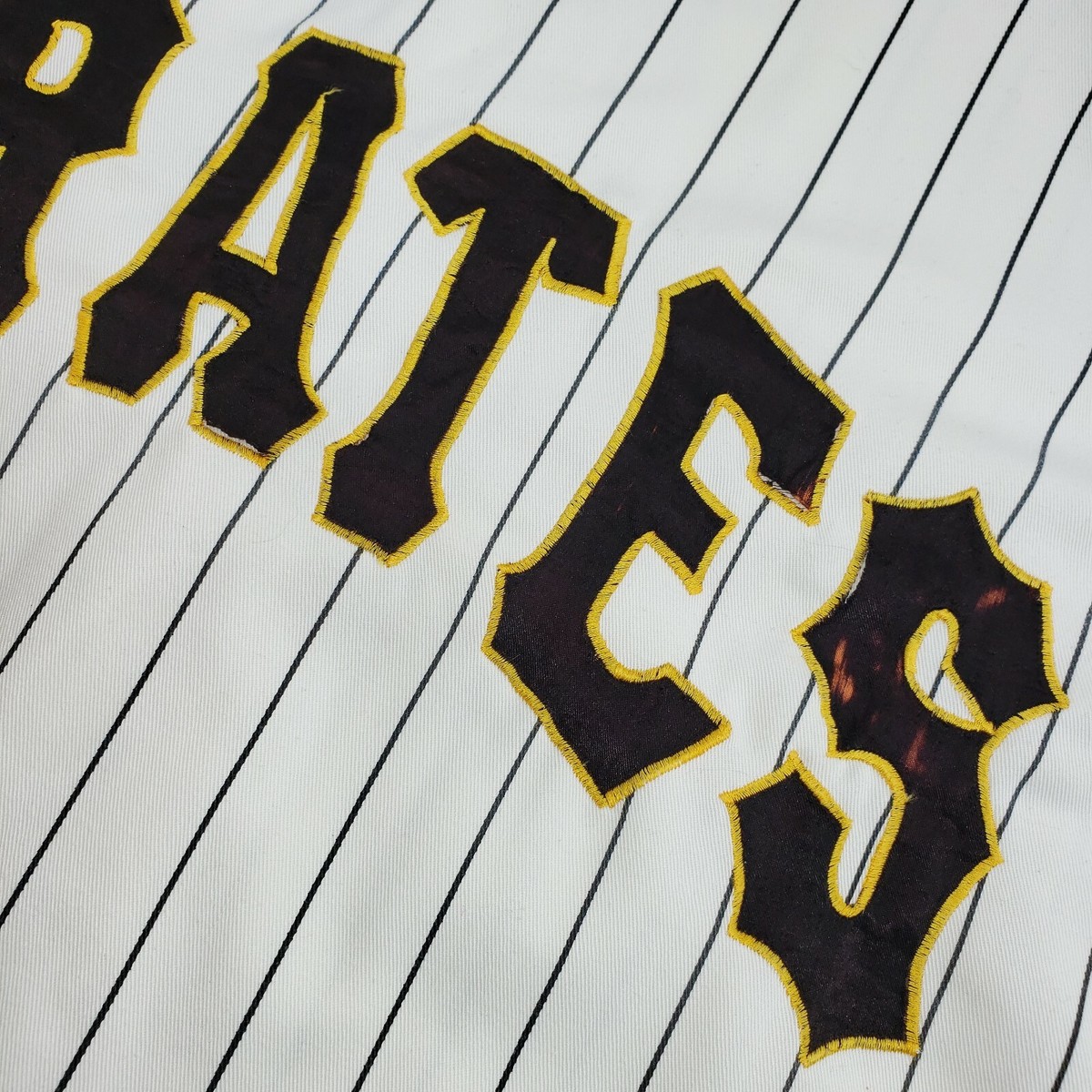 Vintage 90s Starter Pittsburgh Pirates White Pinstripe