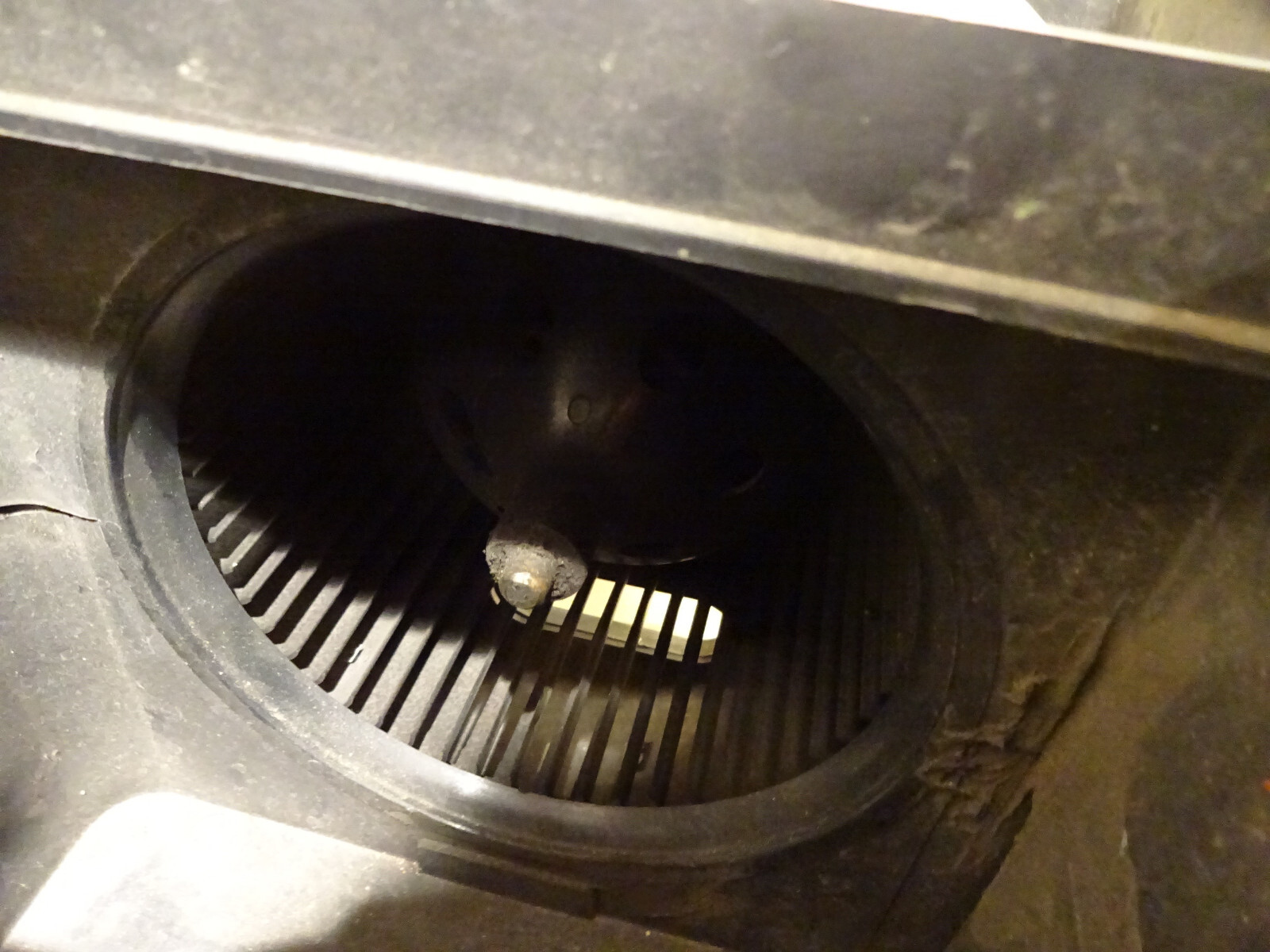 Ferrari 355 - Evaporato Unit Box With Motor - P/N 64256200