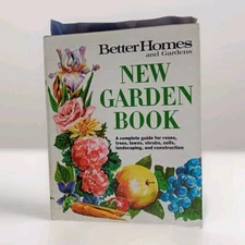Beautiful 1st Edition 1st printing Better Homes And Gardens new Garden Book Vtg