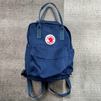 Fjallraven Kanken Classic Backpack Navy Blue Vinylon F Water Resistant Bag