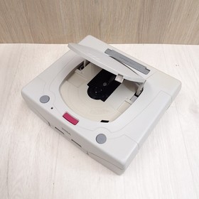 Sega Saturn console Japanese White bundle with 5 Games & 2 controllers tested