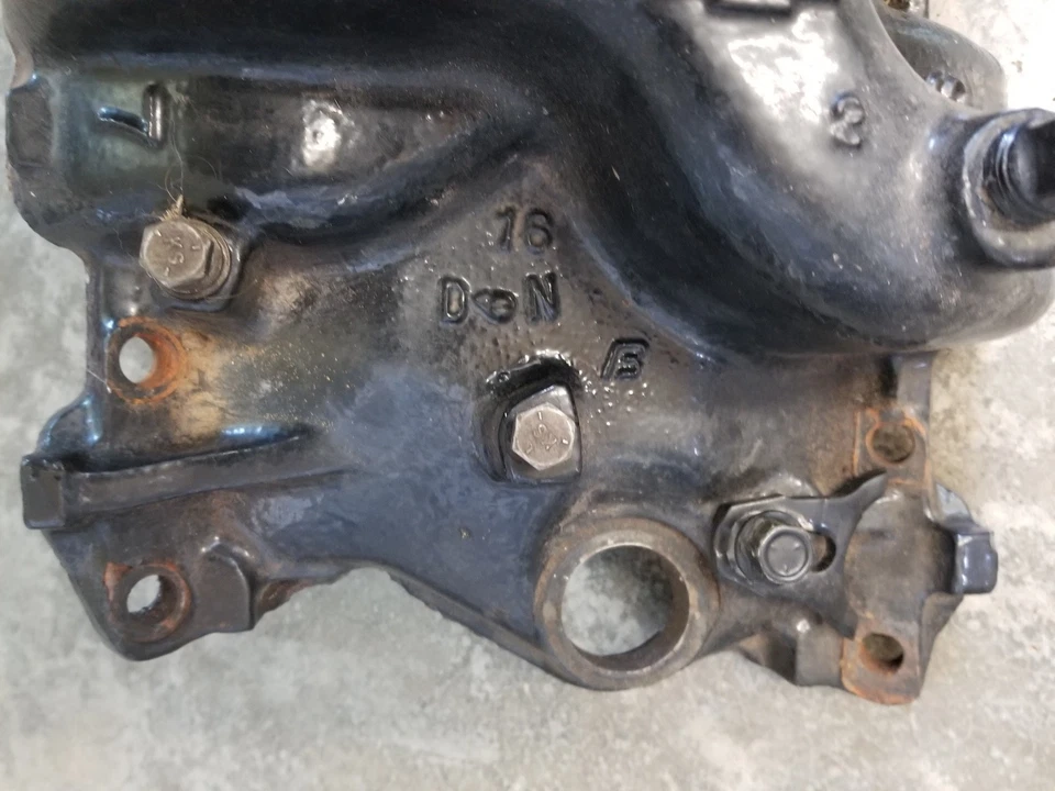 GM 1987 MerCruiser 5,7 L admisión 14096242 Foto 3 de 4