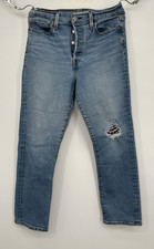 Levi  s Women's Wedgie Straight Medium Wash Distressed Jeans Size 30