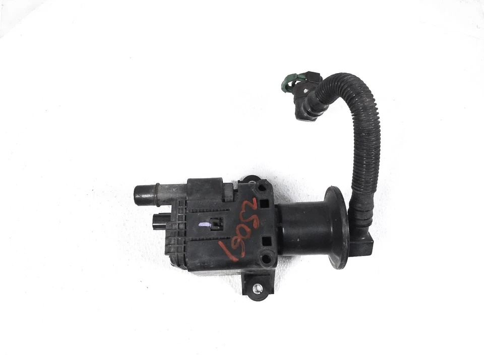 Bomba de detección de fugas de vapor de combustible Toyota C-Hr 2018-2022 77745-10040 Foto 2 de 4