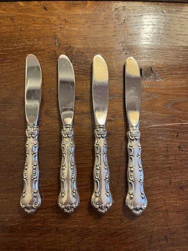 Sterling Silver Strasbourg butter knives (4)