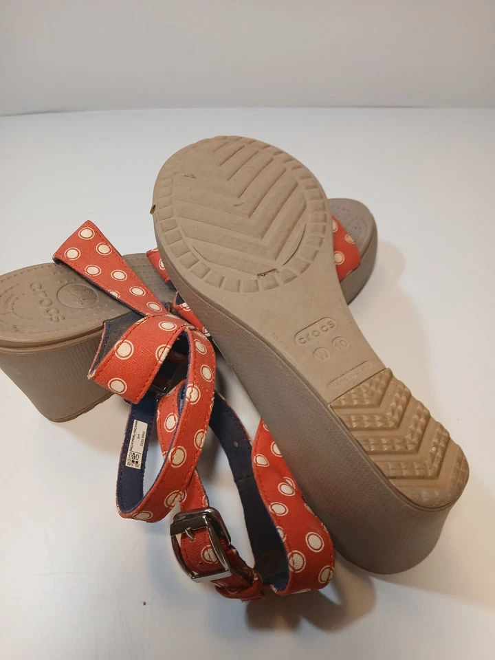 Crocs Leigh II Plataforma Cuña Sandalia Tacones, Tacones Firth Block, Para Mujer Talla 11 Foto 4 de 4