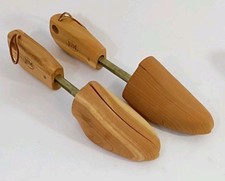 J M Shoe Tree Men's M Cedar Wood Made in USA Wooden Grain Trees Stretcher