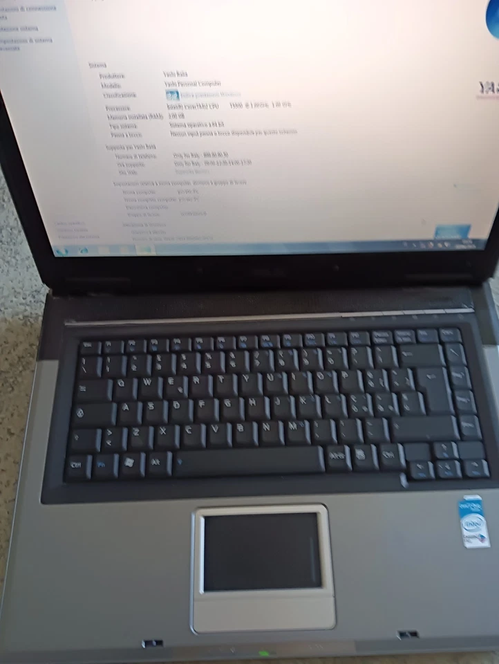 computer portatile asus con Batteria. - Immagine 2 di 4