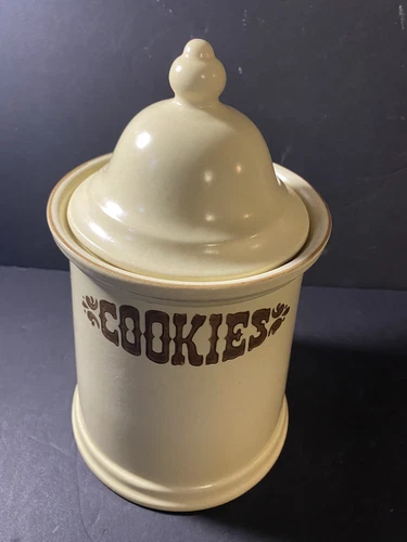 VINTAGE PFALTZGRAFF COOKIE STONEWARE JAR WITH LID (COOKIES)  VILLAGE DESIGN