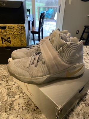 nike kyrie 2 battle grey