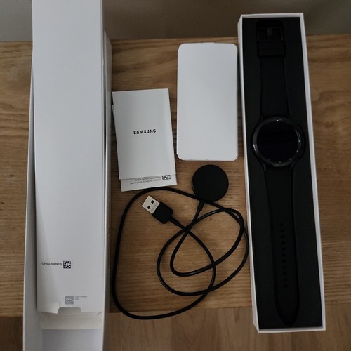 Samsung Galaxy Watch 4 Classic 46mm Black Smart Watch Bluetooth, Rotating Bezel - Picture 4 of 10