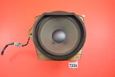 E2 2002-2006 LEXUS ES300 ES330 REAR CENTER SUB SUBWOOFER SPEAKER OEM 86160-33630