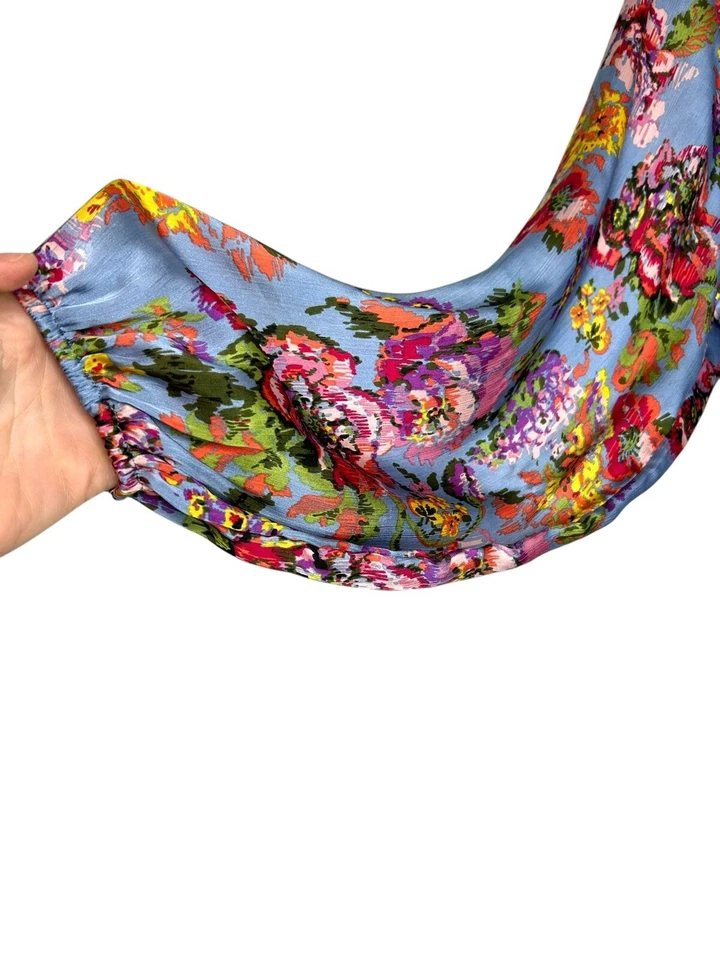 Blusa Top Mujer Azel Hazel Talla M Azul Floral Manga Larga Cuello en V Volantes Escote Foto 3 de 4