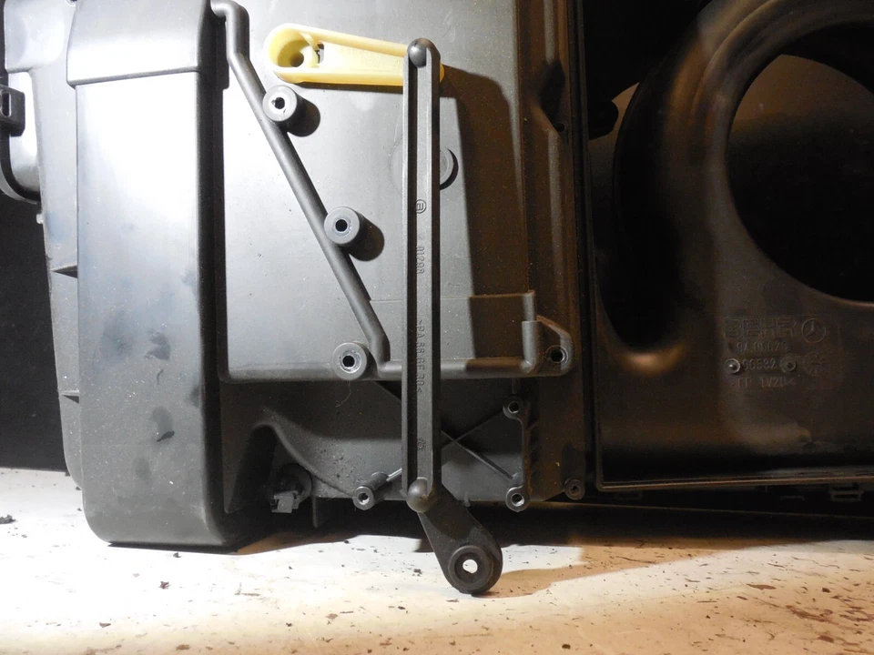 Mercedes Benz S500 S55 W220 2003-06 núcleo de calefacción soplador motor filtro caja carcasa Foto 4 de 4