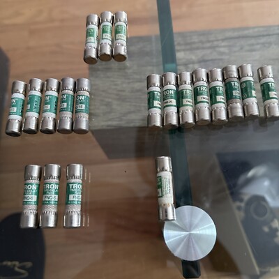 19 - Nice Lot Various ! Fuse 20 Amp Bussmann FNQ-20  FMN-20 FNQ-15