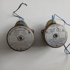 2 motoréducteurs Crouzet . Type 392 - 240v , 10 / 40tr/min occasion bon état