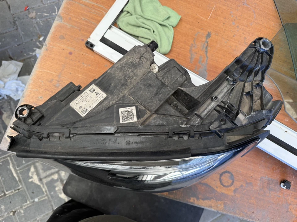 Mercedes-Benz E Klasse W213 Full Multibeam Scheinwerfer links A2139069508 - Bild 3 von 4