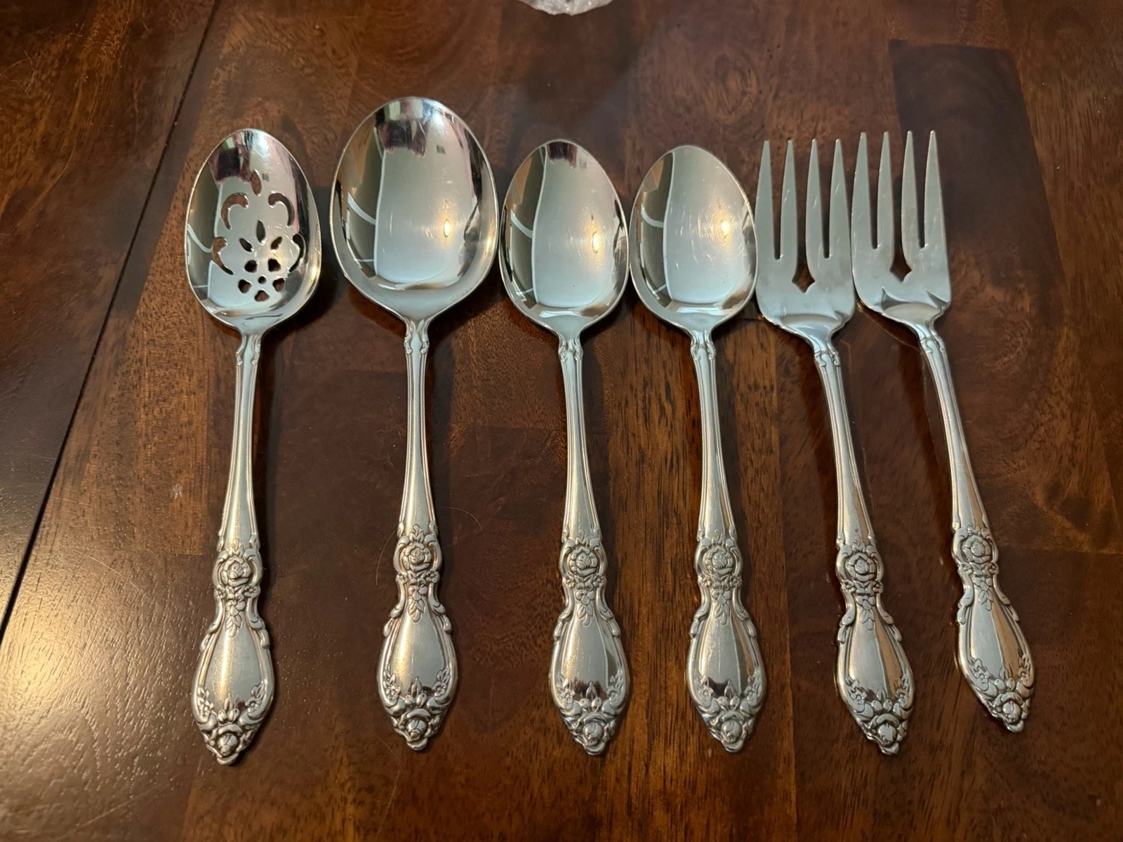 6 Pcs Serving Utensils Oneida Community PLANTATION Stainless Flatware
Opens in a new window or tab