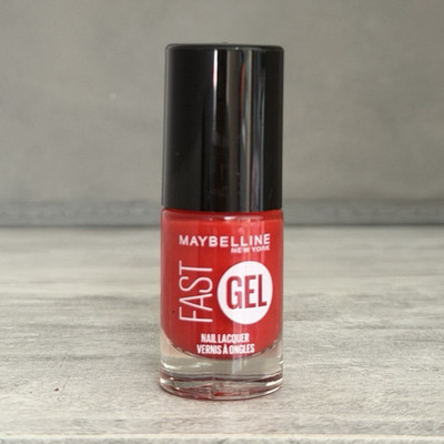 Maybelline New York Fast Gel Nagellack Rot Gel-Effekt langanhaltend Flasche 10ml