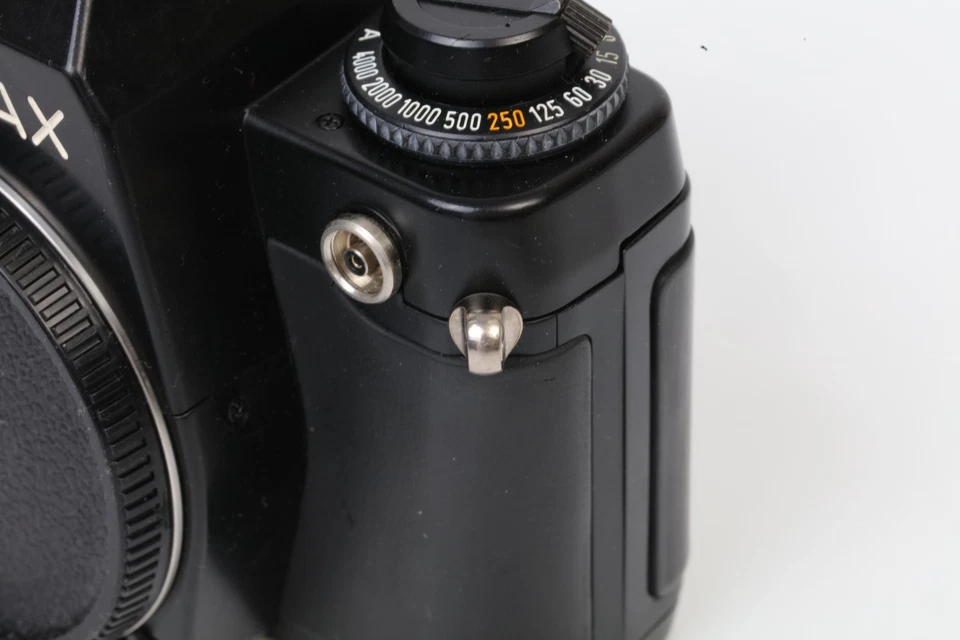 CONTAX 159 MM - legendäre 35mm SLR Film-Kamera - Bild 3 von 4