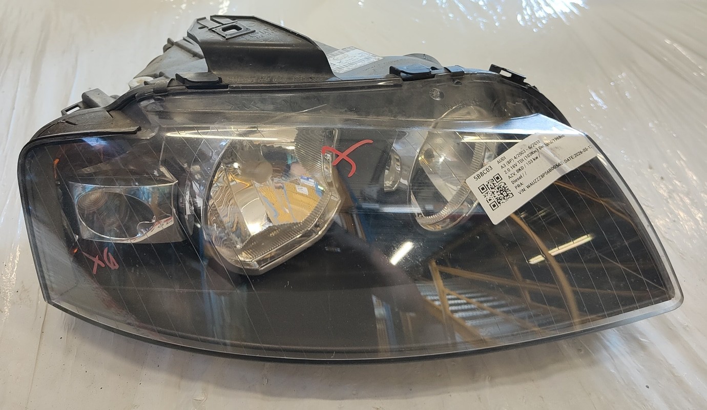 0301206202 Proiettore DX AUDI A3 (8P) 1.6 16V FSI Ber. 3p/b/1598cc