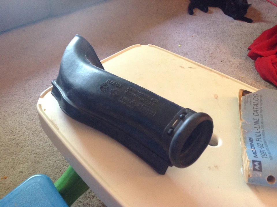 全新 原始设备制造商 福特 2003 2006 年 THUNDERBIRD & LINCOLN LS 空气净化器 INLET 管 ASSBY — 第 3/4 张图片