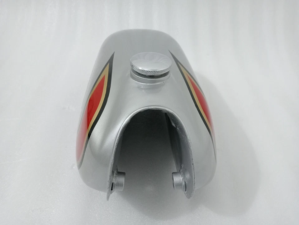 Tanque de gasolina Yamaha YZ80 YZ80A YZ80 de acero pintado plateado modelo 1974 a 1979 Foto 3 de 4