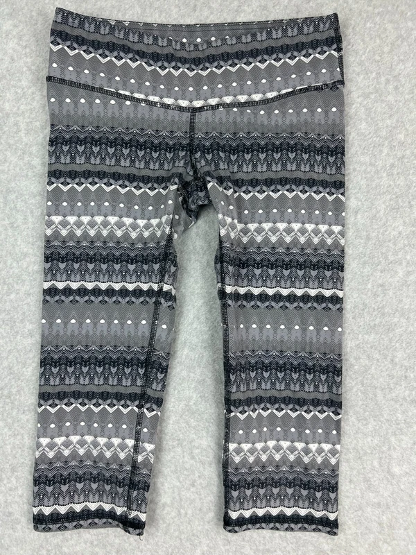 alo-yoga yoga capri cropped geometric leggings