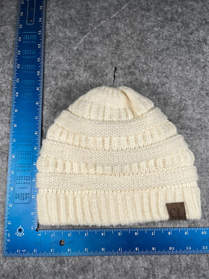 C.C Exclusive Slouch Beanie Toque Womens One Size White Knit 100% Acrylic Ski