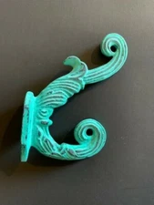 Cast Iron Wall Coat Double Hook in Turquoise Green – 25816