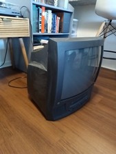GE 19" CRT TV with VHS player and composite input retro gaming /tape playing