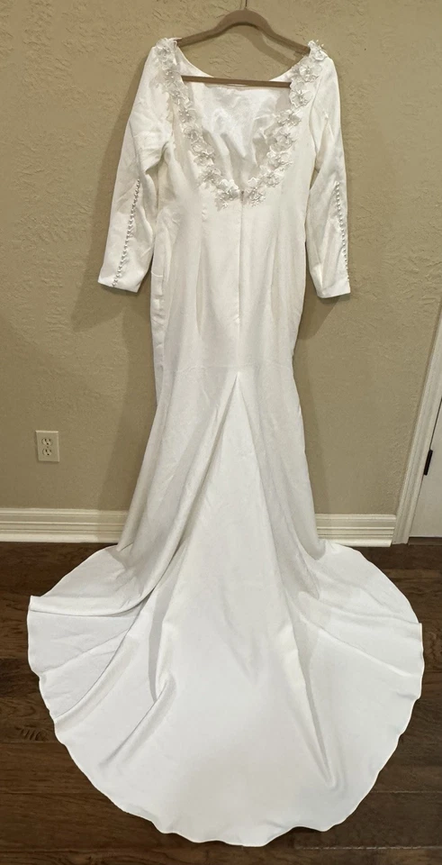 Wedding Dress Size 14 White Satin Mermaid Low Back With Flowers Long Sleeves - Image 3 of 4