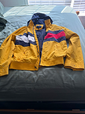 Tommy Hilfiger Men's Yellow/Blue/Red/White Colorblock Hooded Windbreaker L 44