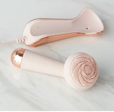 Finishing Touch Flawless Cleanse Facial Cleanser  Massager Rechargeable