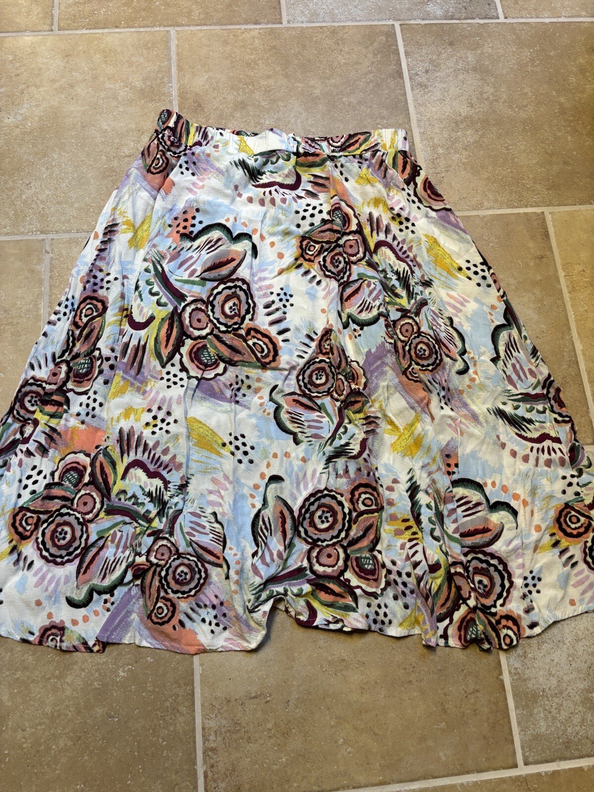 Large ASTR multi colored button front slit skirt - image 5