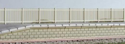 Ratio 432 SR Precast Concrete Pale Fencing OO Gauge