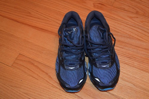 wave prophecy 8 running sneaker