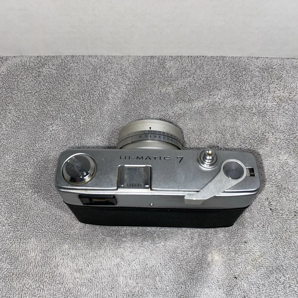 Cámara fotográfica telémetro Minolta Hi-Matic 7 35 mm - probada mecánicamente Foto 2 de 4