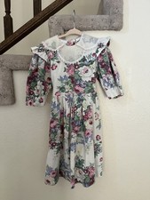 Cottage Core Victorian style Vintage 90s Girls Floral Dress