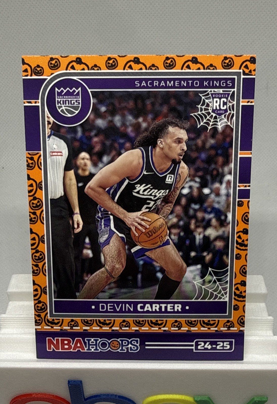 2024-25 Hoops Haunted Hoops - Devin Carter #239 Orange Pumpkins